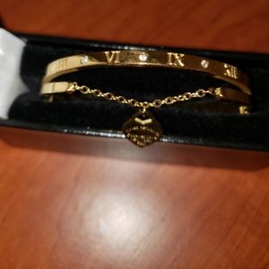 Beautiful bangle Bracelet